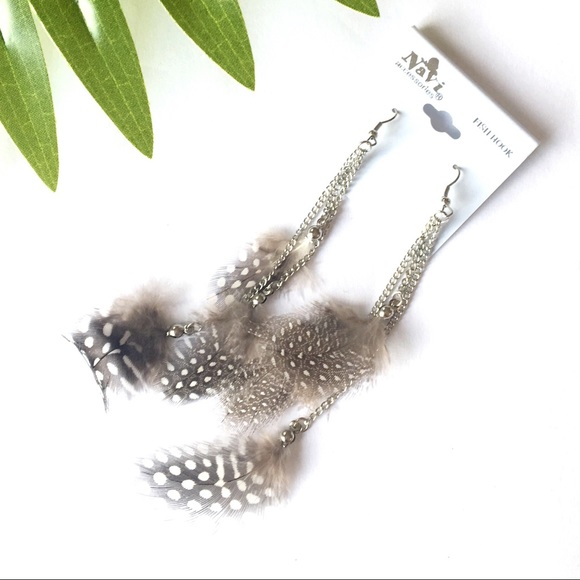 New Bohemian Festival Dangle Feather Earrings - Picture 1 of 2